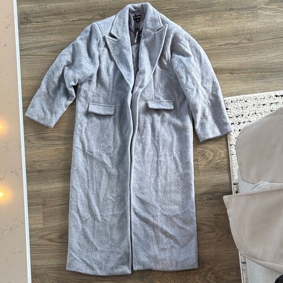 PrettyLittleThing Soft Gray Trench Coat - Picture 1 of 3